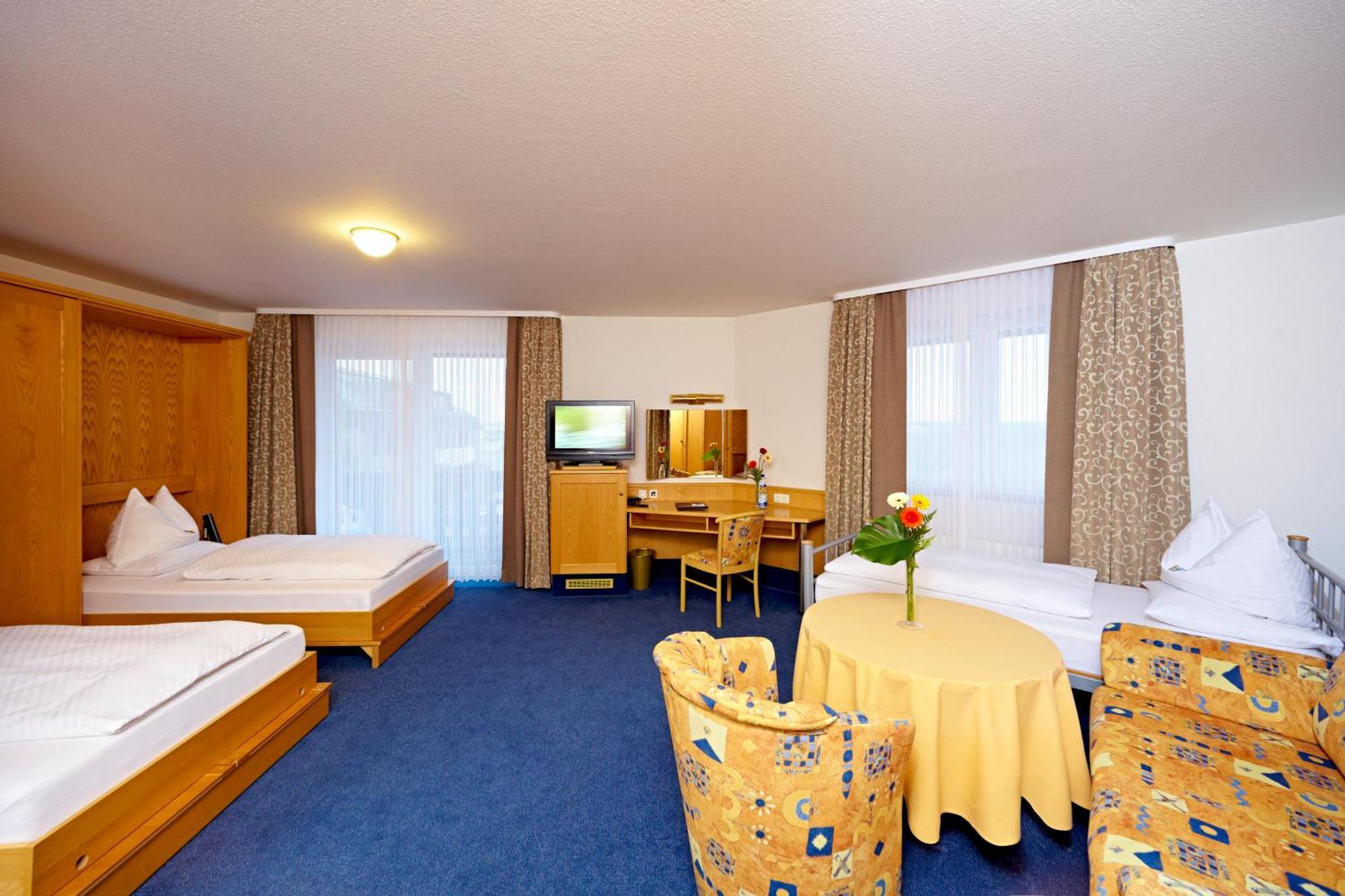 Sonnenhof Hotel Дитценбах Екстериор снимка